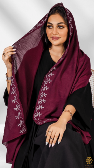 طرحه تطريز - عنابي
