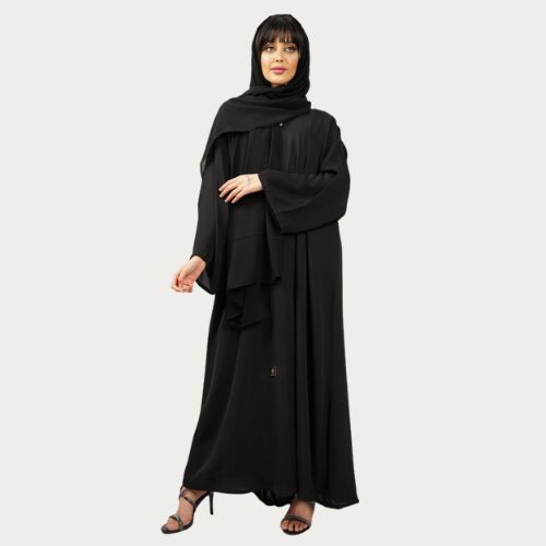 عبايات سوداء